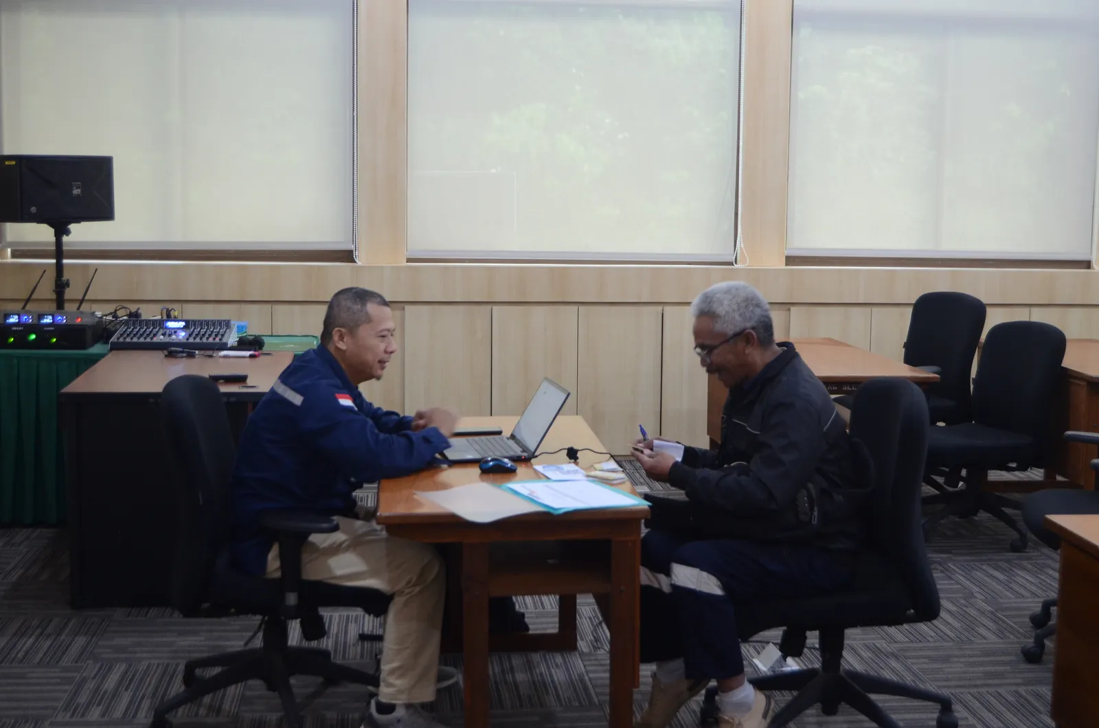Pelaksanaan asesmen kompetensi dan uji mandiri peserta di ruang kelas (Dokumentasi 8) - Skema Sertifikasi Kompetensi BNSP: Pelaporan Awal Insiden & Kondisi Berbahaya (Nearmiss)