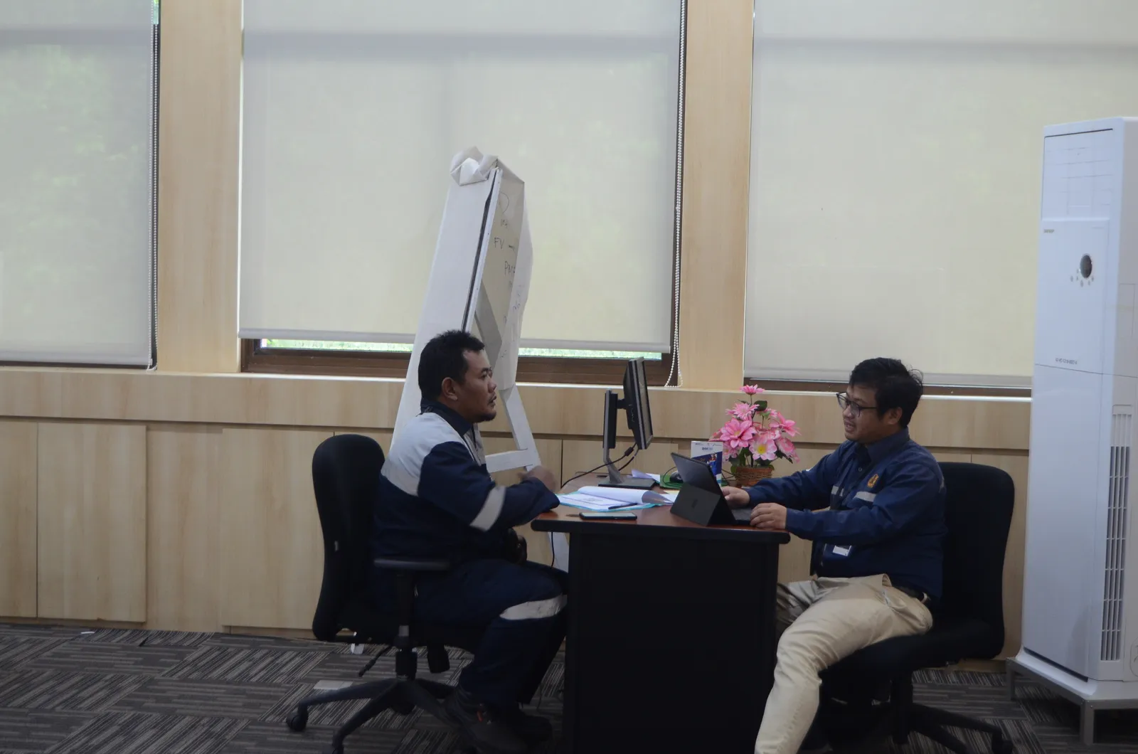 Pelaksanaan asesmen kompetensi dan uji mandiri peserta di ruang kelas (Dokumentasi 9) - Skema Sertifikasi Kompetensi BNSP: Perancangan Sistem Ventilasi Industri & Local Exhaust